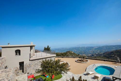 Irma Villa