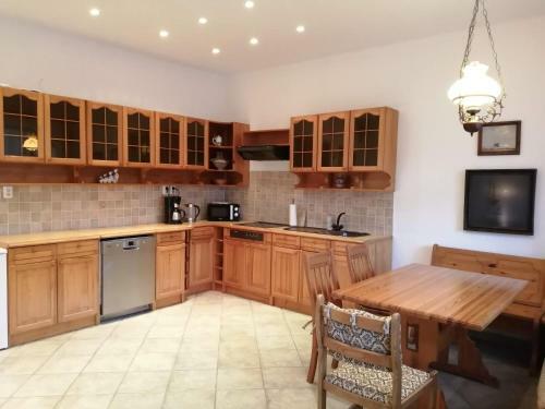 Apartamento Gesztenye Vend�gh�z