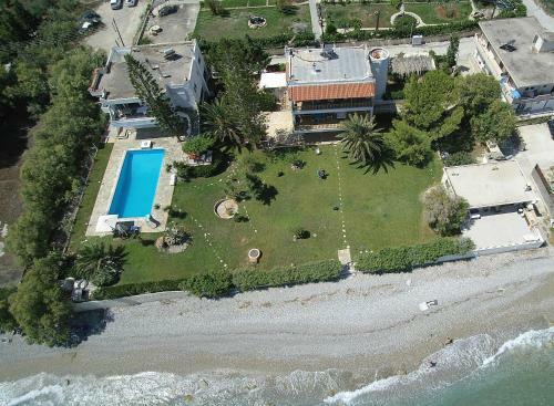 Apartamento Antorina Beachfront House With Pool