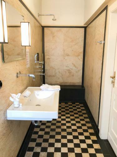 Hostal G�stehaus Am Lehnitzsee