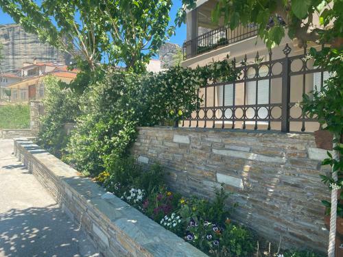 Saint Stephen's Apartments At Meteora 1