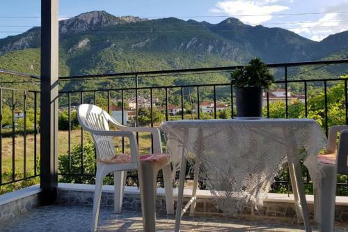 Koulas House In Diava