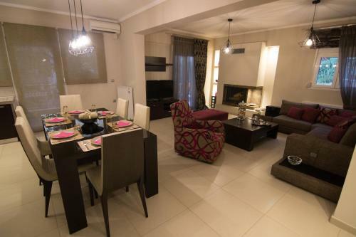 Mary's Modern And Elegant Apartment