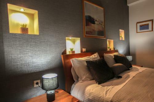 Grand Meteora Central Luxury Apartment