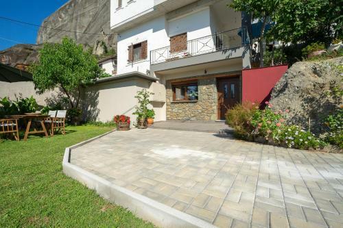 Apartamento Meteoron Theasis