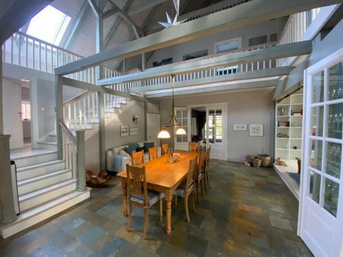 Fehmarn-ostseeferienaltes Bauernhaus 169