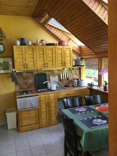 Aktiv Pihen�s Apartman