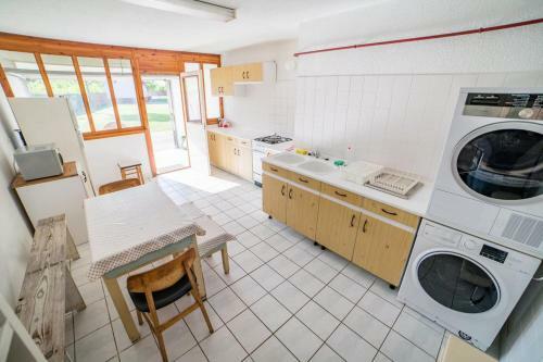 Hostal Tenisz Klub