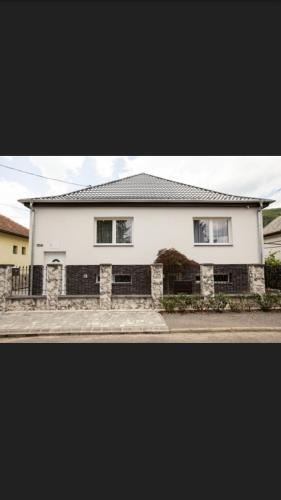 Apartamento Juhar Wellness Vend�gh�z