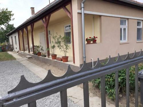 Bella Apartman