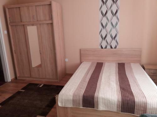 Hostal Ez�stfeny? Vend�gh�z
