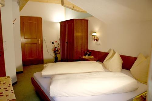Hostal Haus Bergfrieden