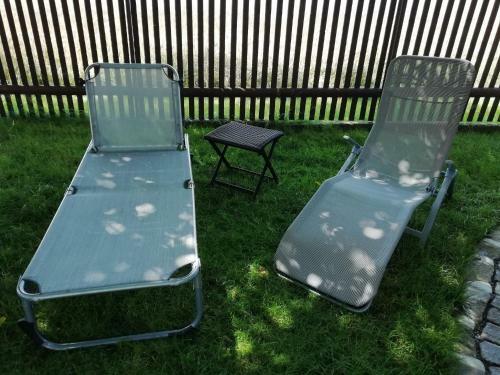 Kleiner Bungalow Im Gr�nen
