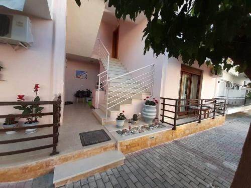 Modern Apartment Kallithea 1
