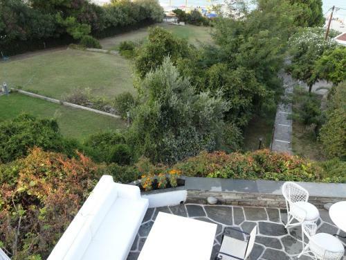 A Beautiful Beachfront Maisonette