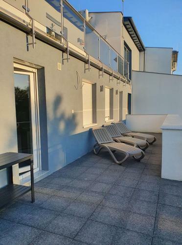 D�vai-lux Apartman S�rv�r