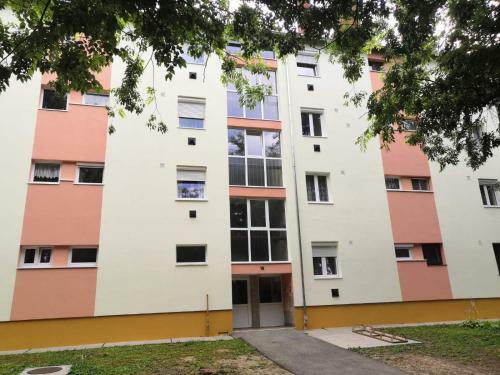 Newisland Family Apartman