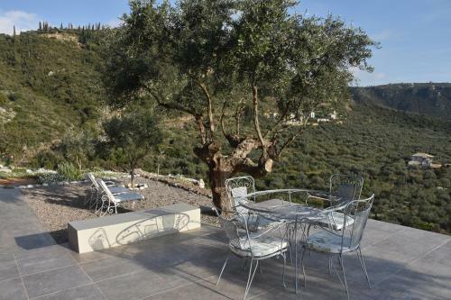 Villa Gika's Hill Stone House