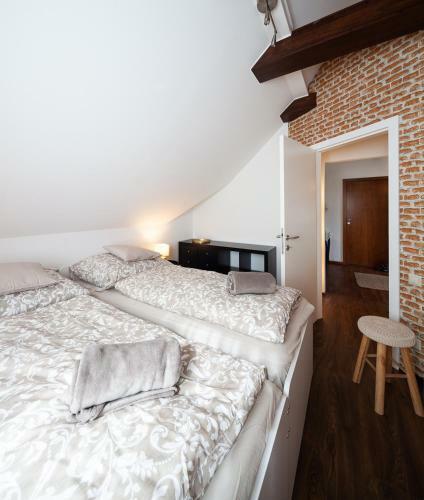 Silver Willow Luxury Apartment