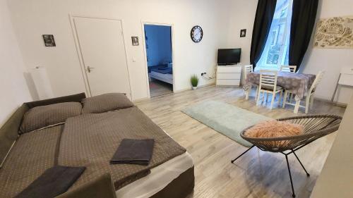 El?kapu Apartman