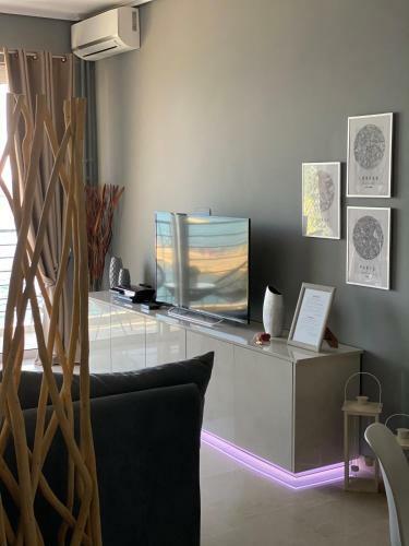 Apartamento Into The Blue Seaside Luxury Suites