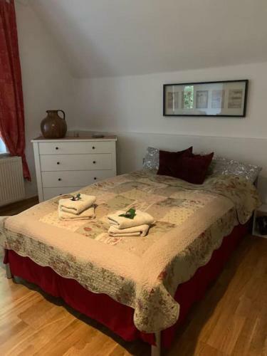 Apartamento 100 Qm Ferienwohnung Am Heiligen Brunnen