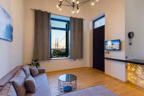Aigli Seafront Loft-luxury Design Retreat