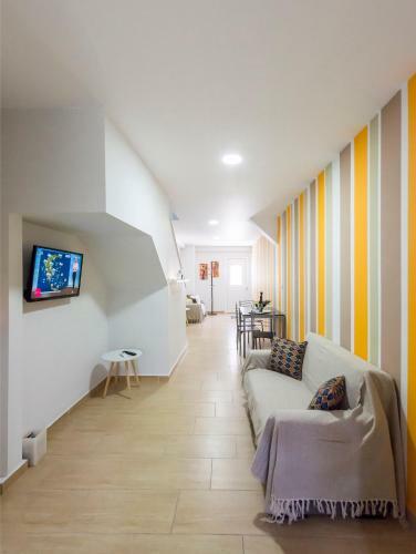 Theoni's Central Apartment