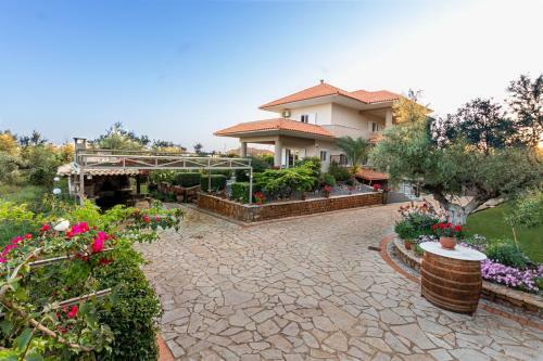 Villa Olive Park