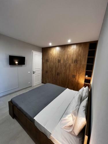 Giannel Luxury Apartment 2
