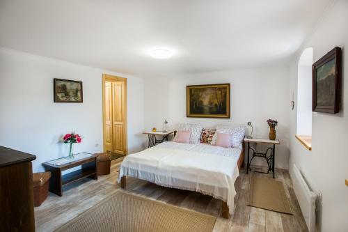 Hostal Bakony-cinca Vend�gh�z