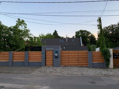 B�kk�s Apartman