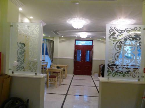 Hotel Tsarsi