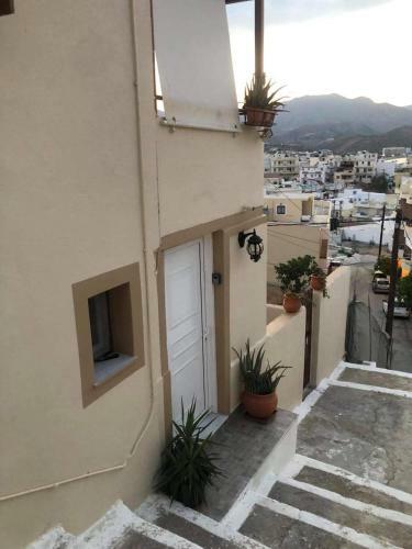 Apartamento Kelly's Studio Sisamos