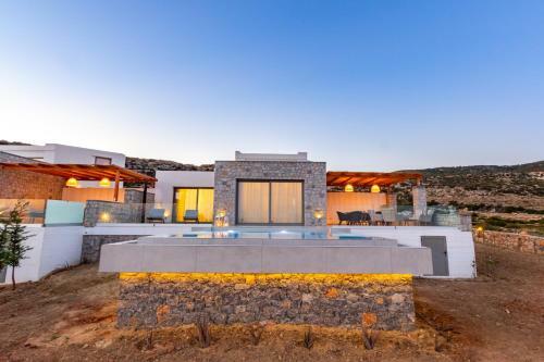 Aros Luxury Villas