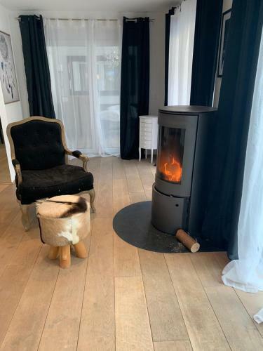 Apartamento Stilvolle Stadtwohnung Mit Balkon, Kamin, Klima