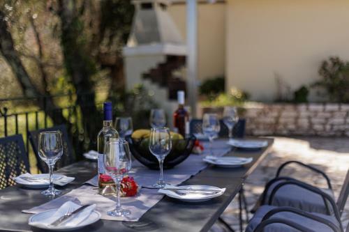 Villa Anemelia By Rodostamo Hotel
