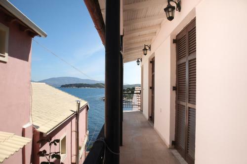 Gabriela's Seaside Home