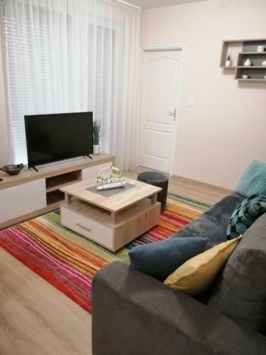 Bogl�rka Apartman
