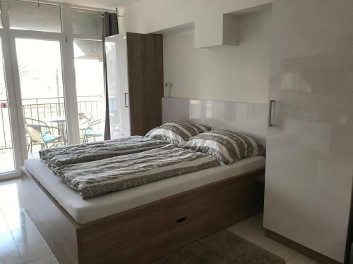 Tisza Gy�ngye Apartmanh�z