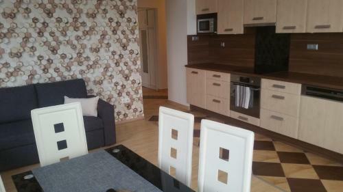 Tisza Parti Luxus Apartman