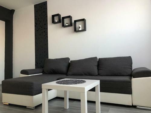 Dave Apartman
