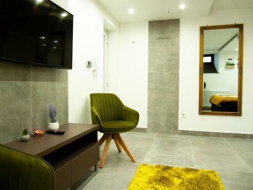Spotlight Apartmanh�z