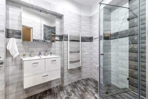 Spotlight Apartmanh�z
