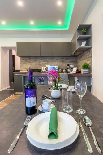 Spotlight Apartmanh�z
