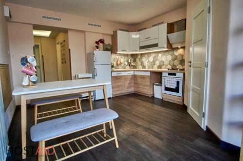 Miksz�th Apartments