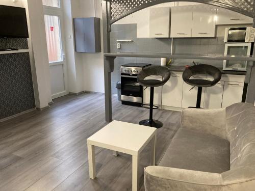 Dave Apartman 2