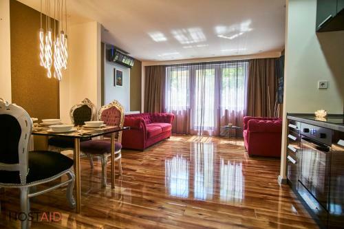 M17 Apartments - Hostaid