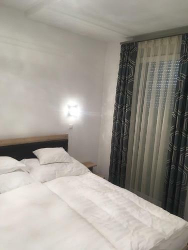 Sun-dial Apartman
