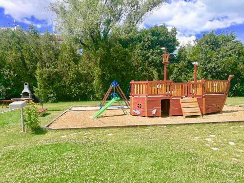 Aqua Blue Apartmanok - Si�fok